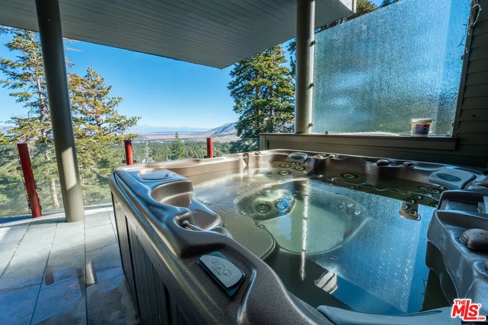 37 Bridges Lane Mammoth Lakes, CA 93546
