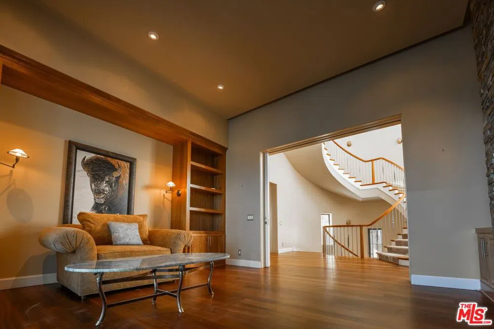 37 Bridges Lane Mammoth Lakes, CA 93546