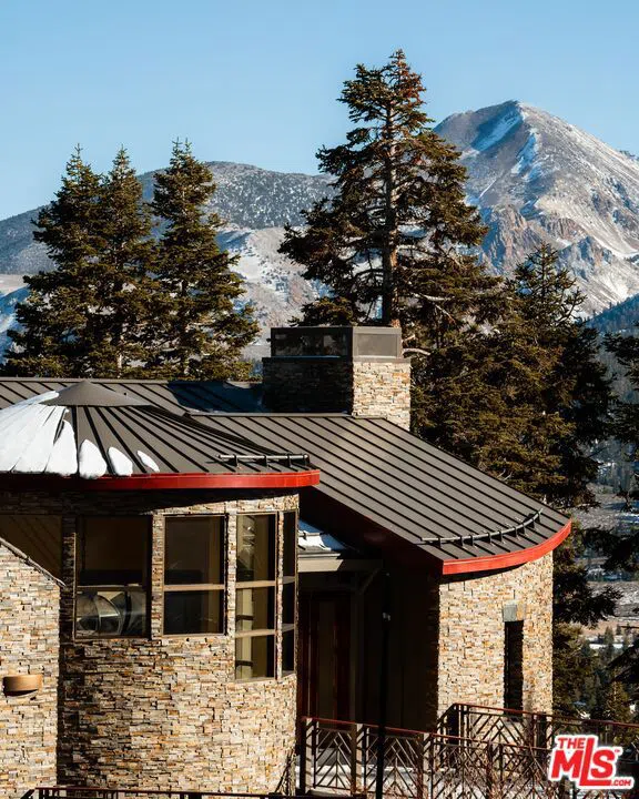 37 Bridges Lane Mammoth Lakes, CA 93546