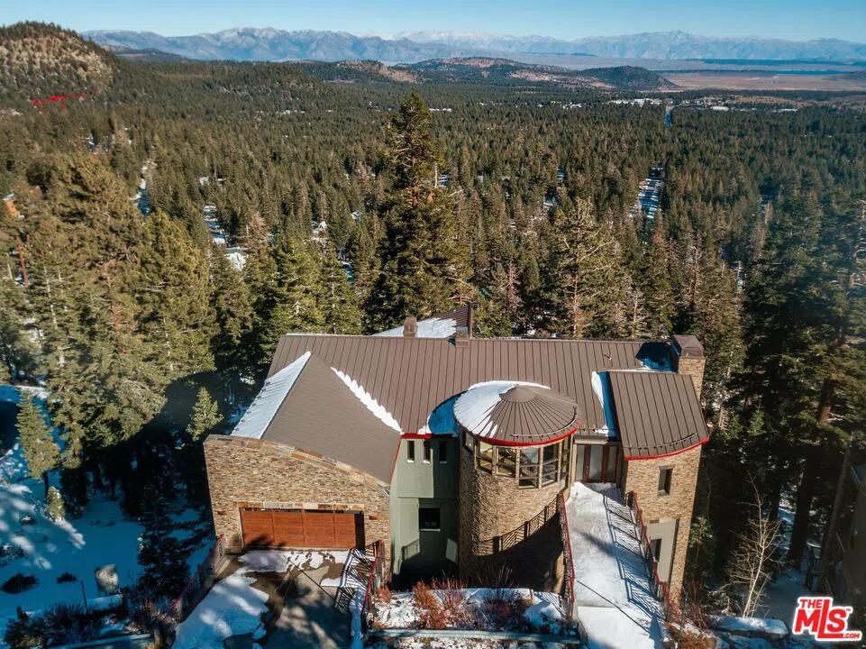 37 Bridges Lane Mammoth Lakes, CA 93546