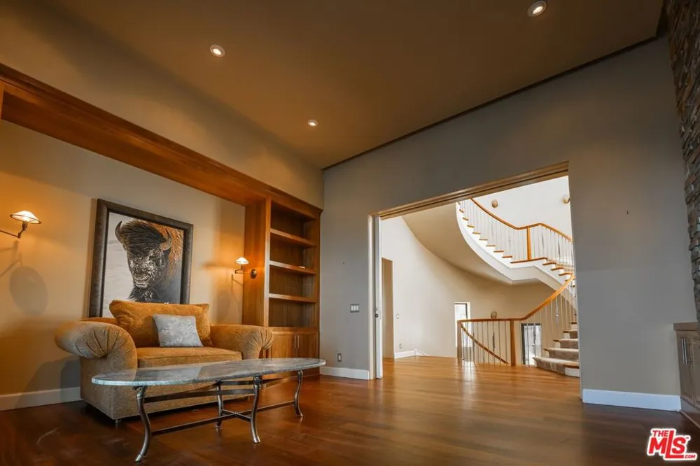 37 Bridges Lane Mammoth Lakes, CA 93546