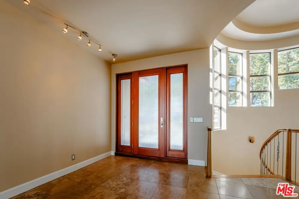 37 Bridges Lane Mammoth Lakes, CA 93546