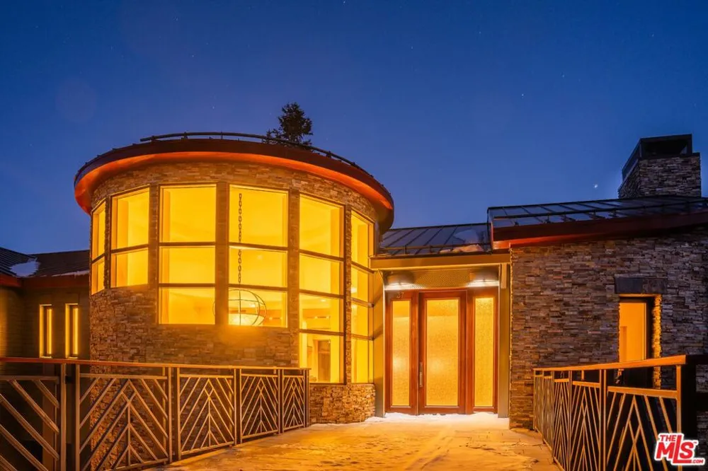 37 Bridges Lane Mammoth Lakes, CA 93546