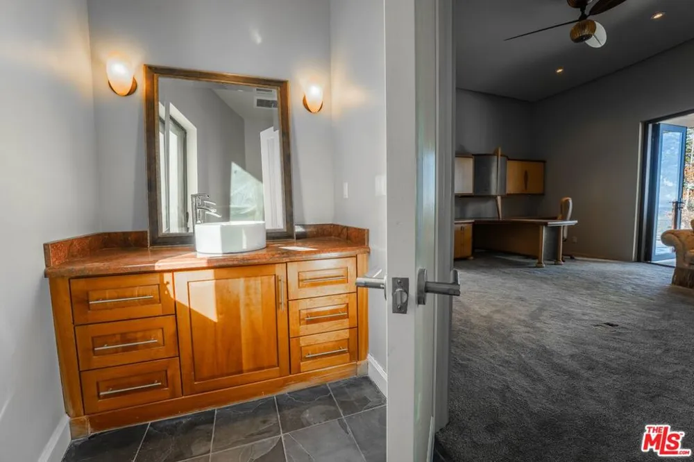 37 Bridges Lane Mammoth Lakes, CA 93546