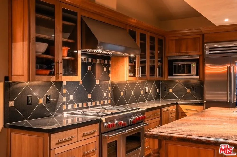 37 Bridges Lane Mammoth Lakes, CA 93546