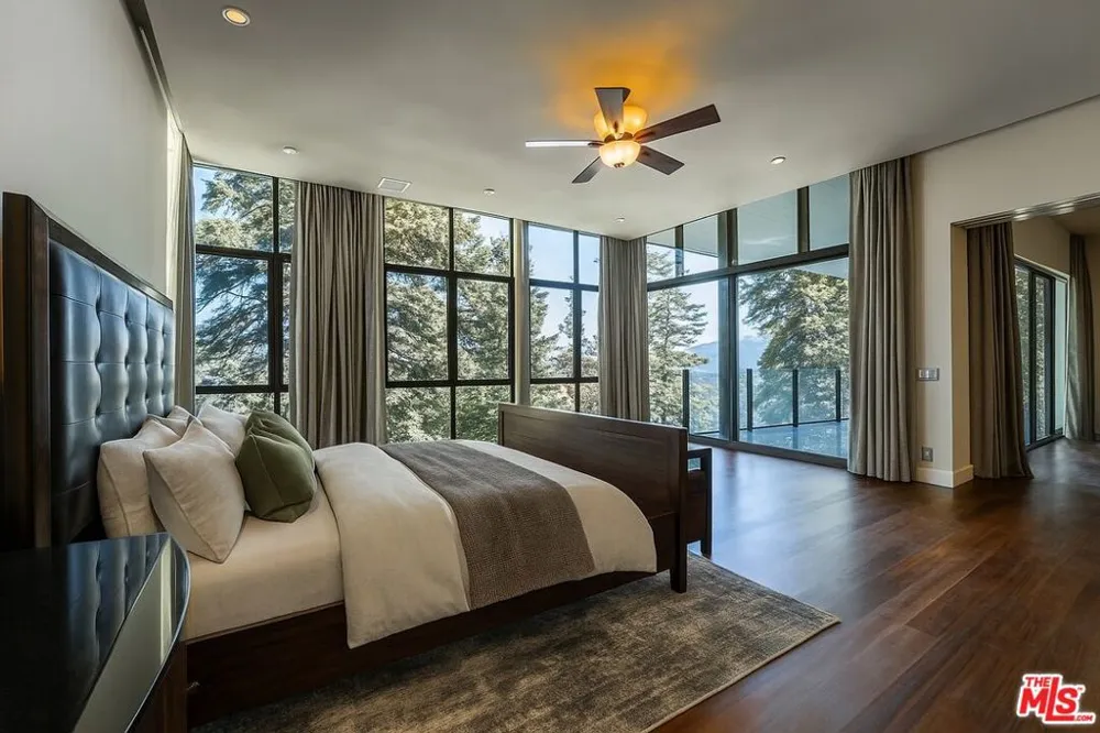 37 Bridges Lane Mammoth Lakes, CA 93546