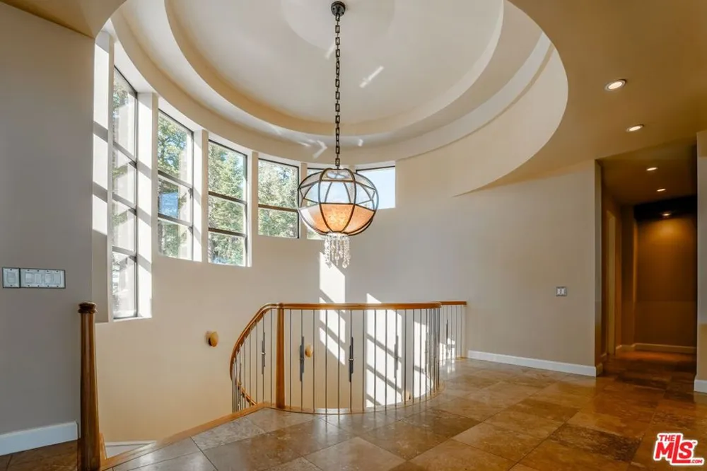 37 Bridges Lane Mammoth Lakes, CA 93546