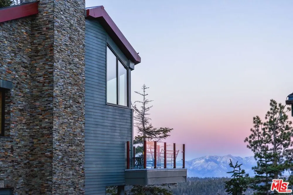 37 Bridges Lane Mammoth Lakes, CA 93546