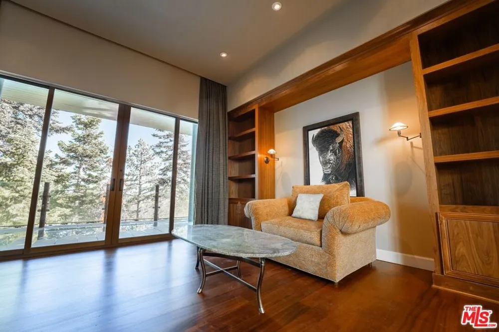 37 Bridges Lane Mammoth Lakes, CA 93546