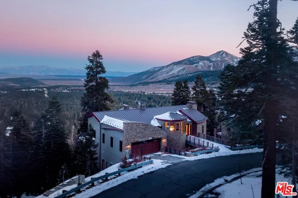37 Bridges Lane Mammoth Lakes, CA 93546