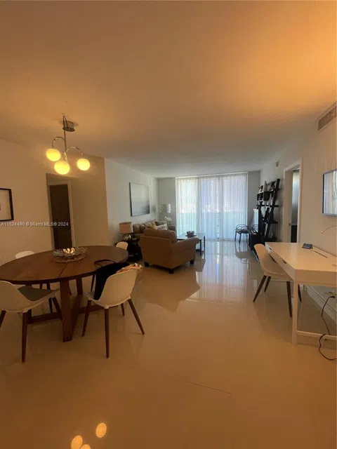 3801 S OCEAN DR #15V
