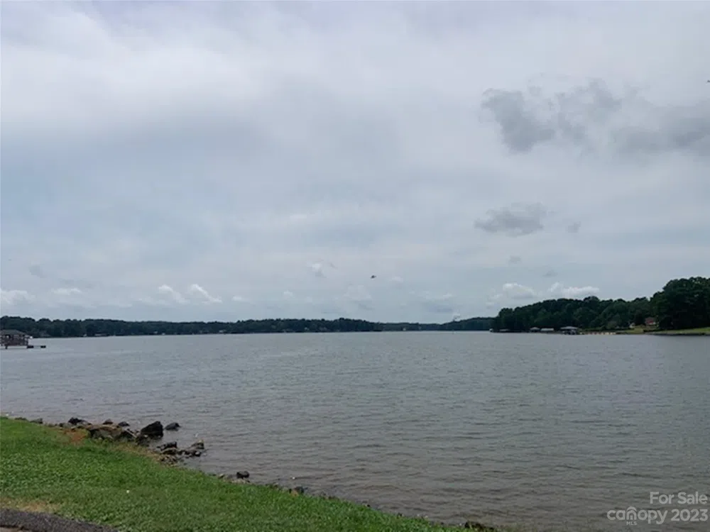 129 Sleepy Cove Trail #5 Mooresville, NC 28117