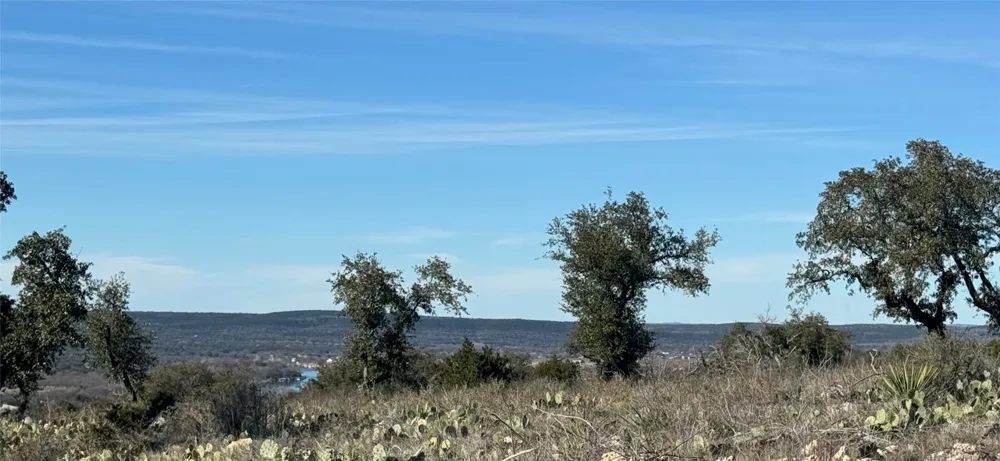 57 Big Creek Drive Kingsland, TX 78639