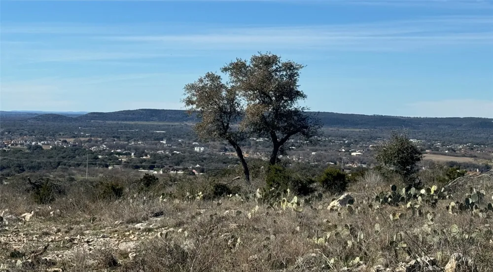 57 Big Creek Drive Kingsland, TX 78639