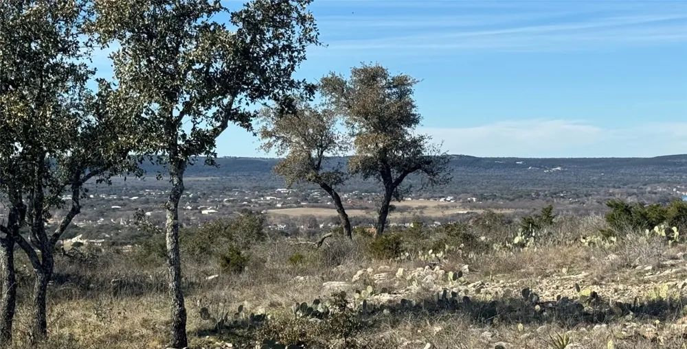 57 Big Creek Drive Kingsland, TX 78639