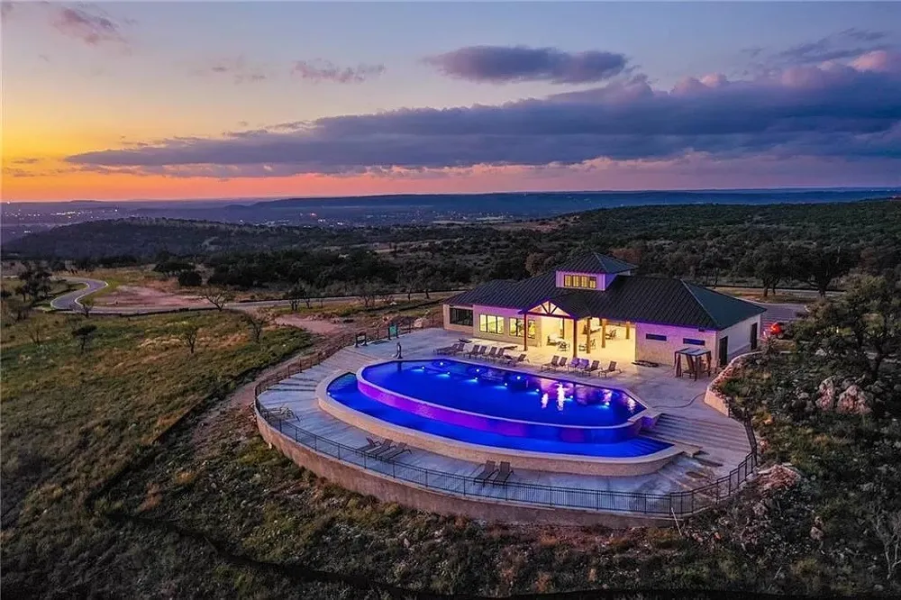 57 Big Creek Drive Kingsland, TX 78639