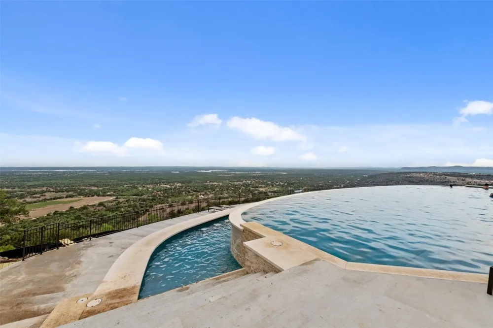 57 Big Creek Drive Kingsland, TX 78639