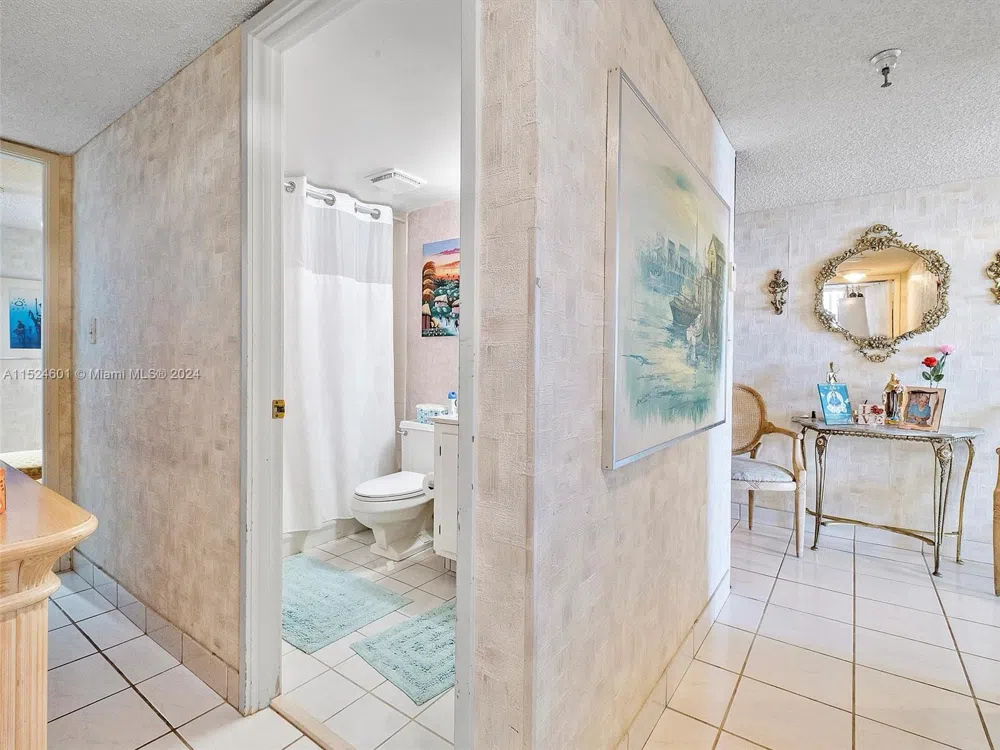 290 174th St #1809 Sunny Isles Beach, FL 33160
