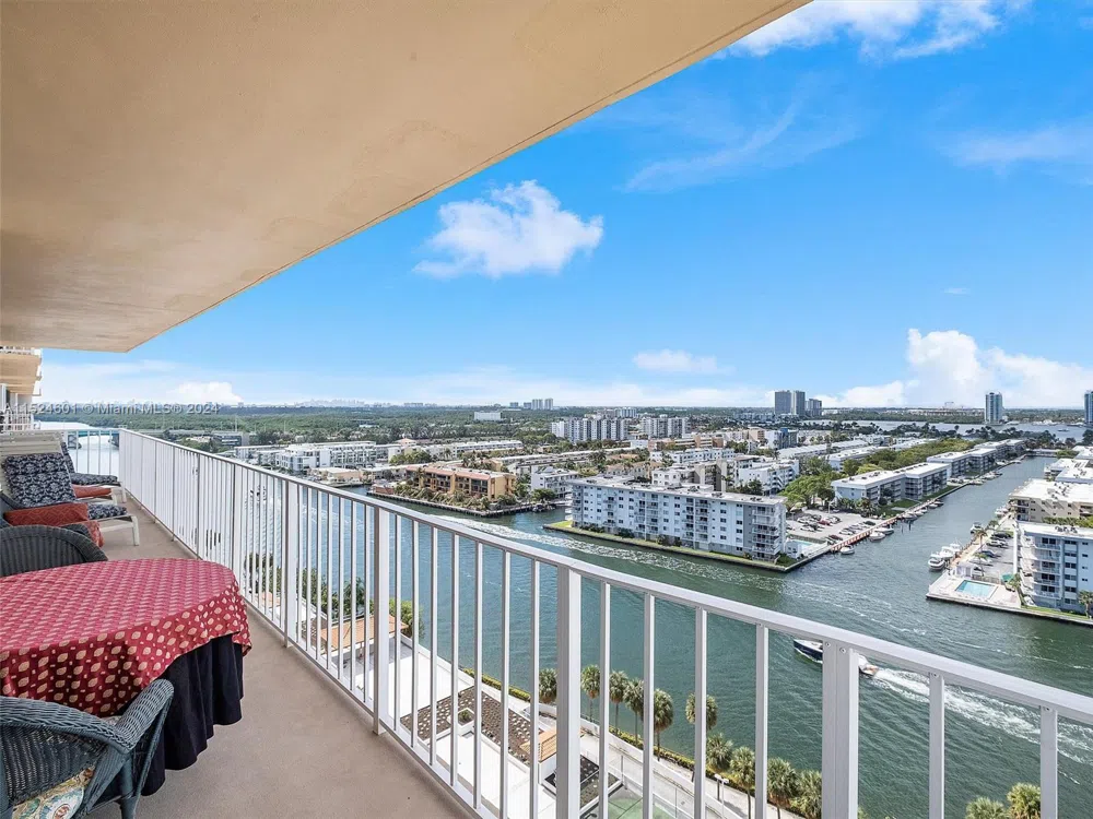 290 174th St #1809 Sunny Isles Beach, FL 33160