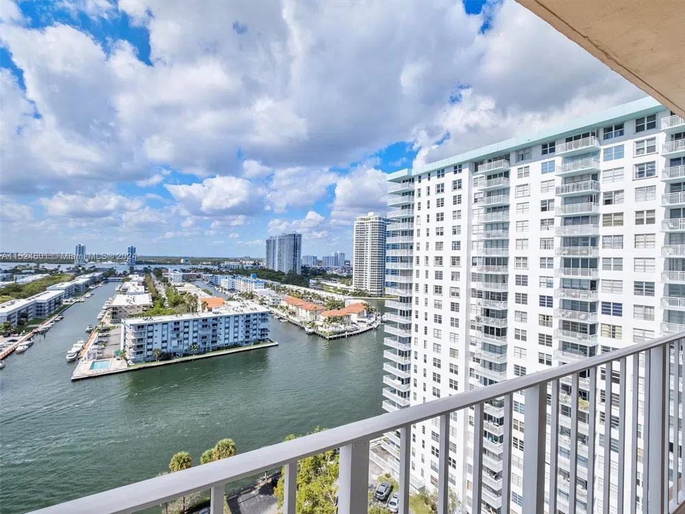 290 174th St #1809 Sunny Isles Beach, FL 33160