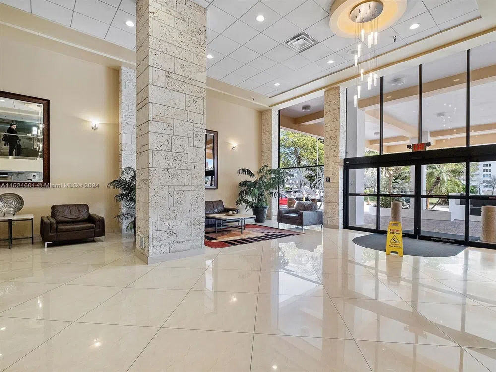 290 174th St #1809 Sunny Isles Beach, FL 33160