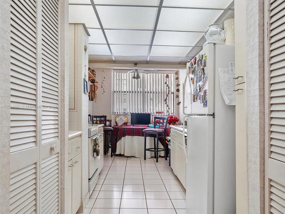 290 174th St #1809 Sunny Isles Beach, FL 33160