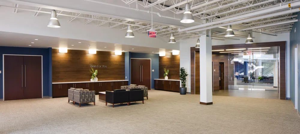 1901 Romence Rd Parkway Portage, MI 49002