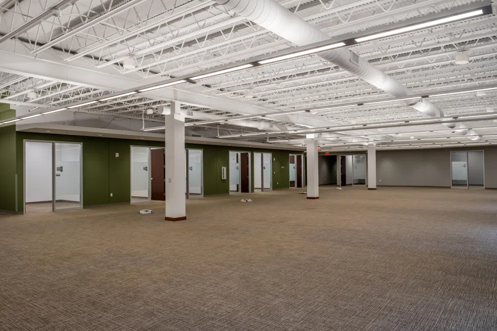 1901 Romence Rd Parkway Portage, MI 49002