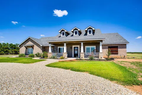 3943 Mallard Road