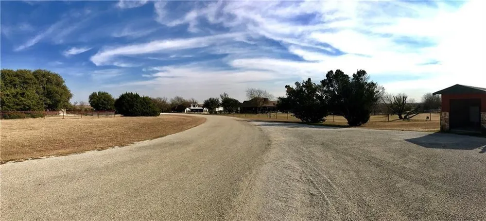140 Star Ranch Drive Whitney, TX 76692