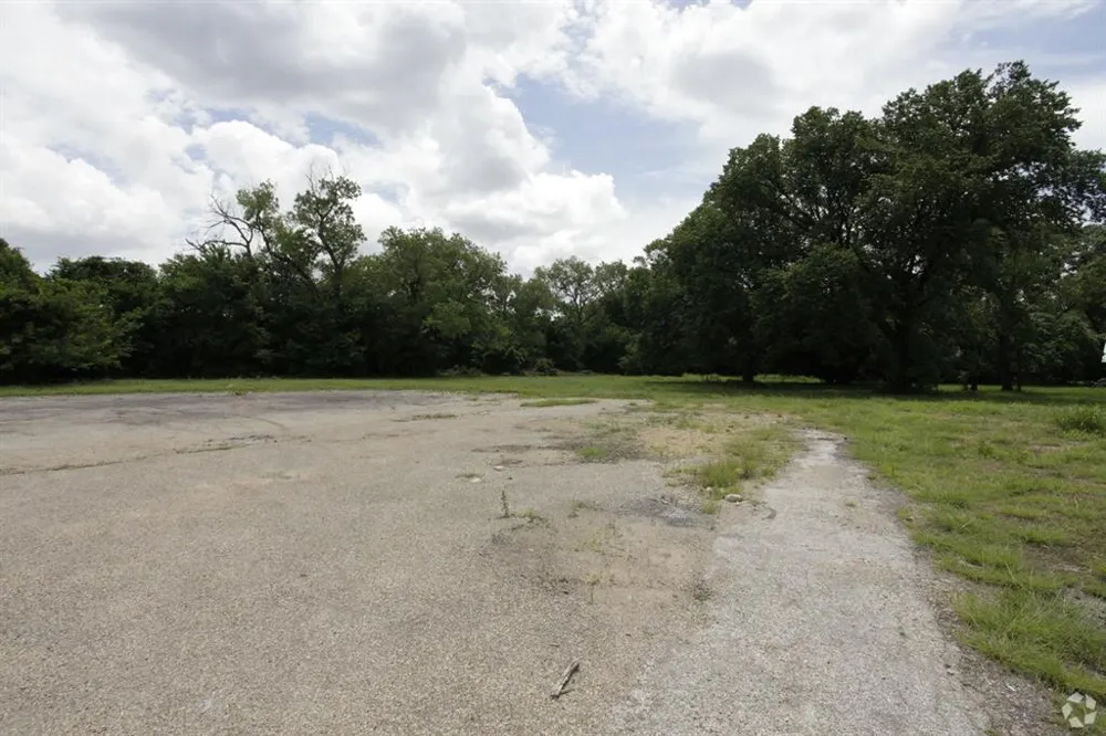 4500 E Belknap Street Haltom City, TX 76117