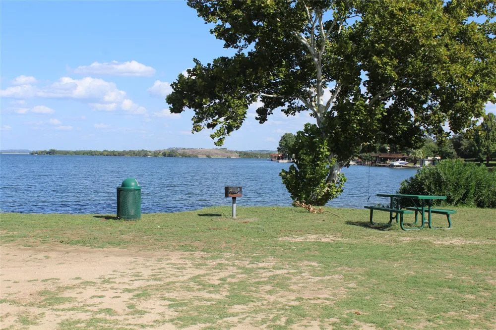 283 Briarway Drive Granite Shoals, TX 78654