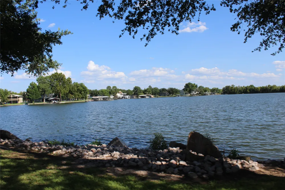 283 Briarway Drive Granite Shoals, TX 78654