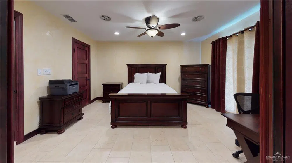 2816 Gardenia Circle McAllen, TX 78501