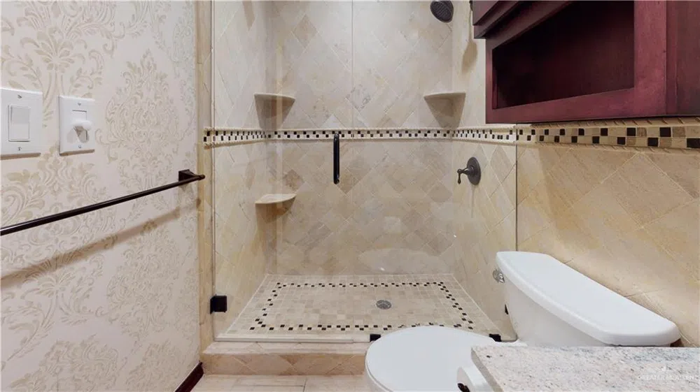 2816 Gardenia Circle McAllen, TX 78501
