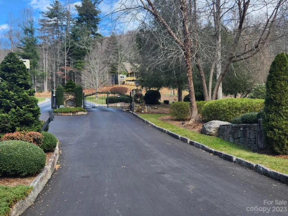 145 Ivywood Lane #10 Laurel Park, NC 28739