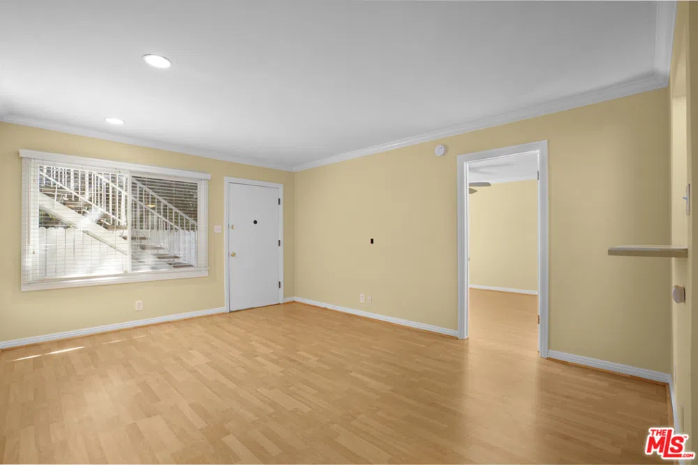 2820 ARIZONA AVENUE #3 Santa Monica, CA 90404