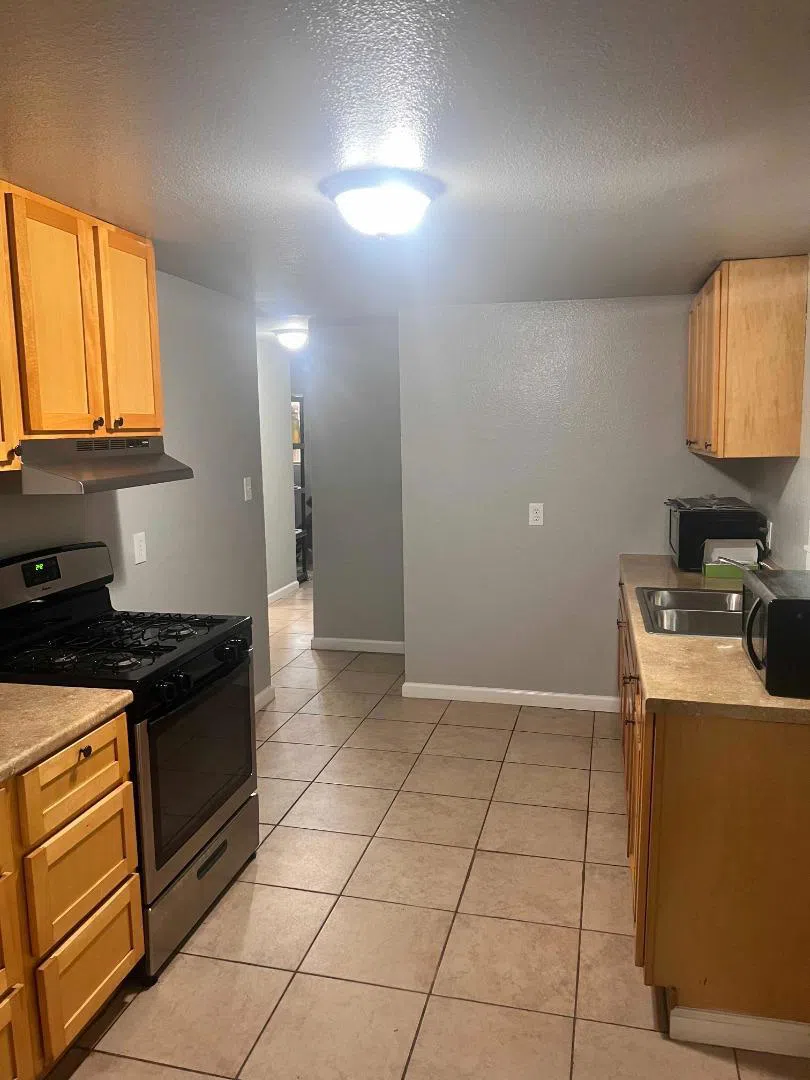 1222 Campbell Street #AB Oakland, CA 94607