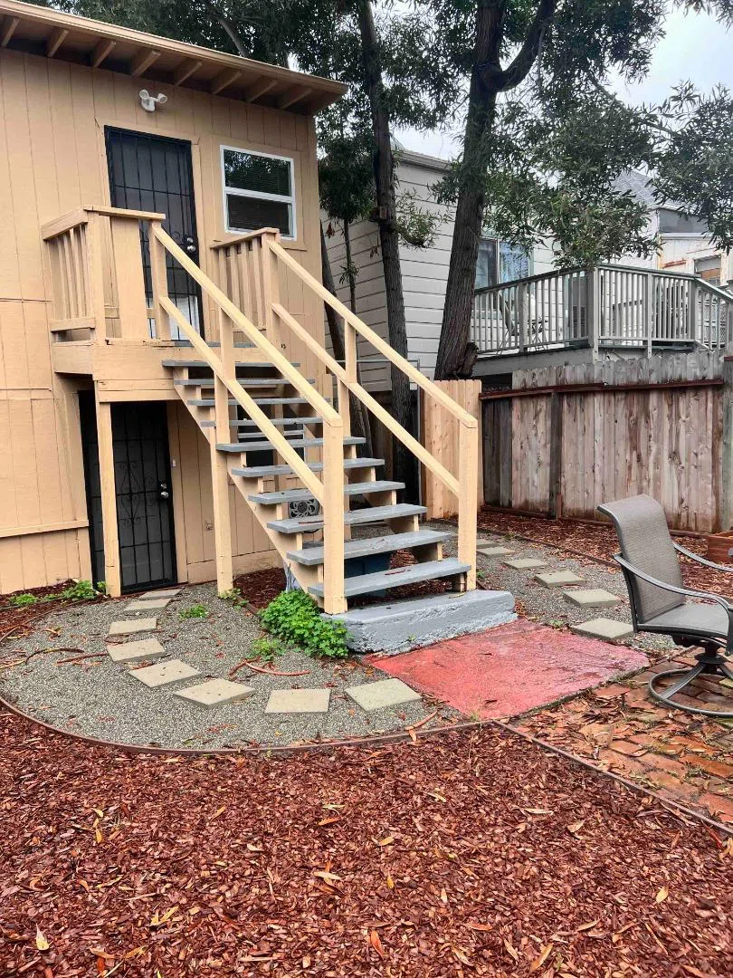1222 Campbell Street #AB Oakland, CA 94607
