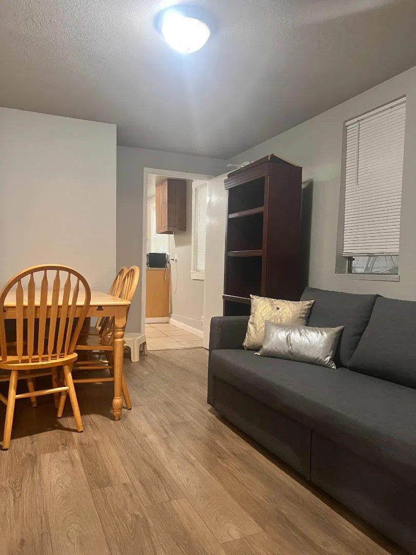 1222 Campbell Street #AB Oakland, CA 94607