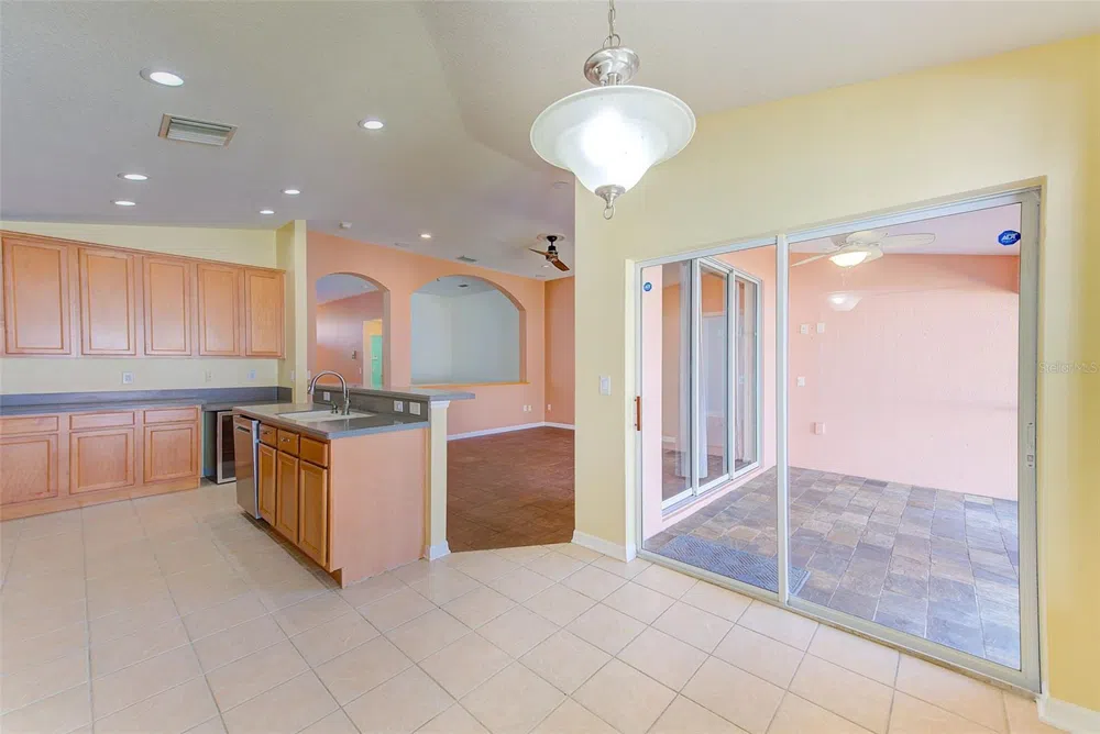 422 DOWN PINE DRIVE Seffner, FL 33584