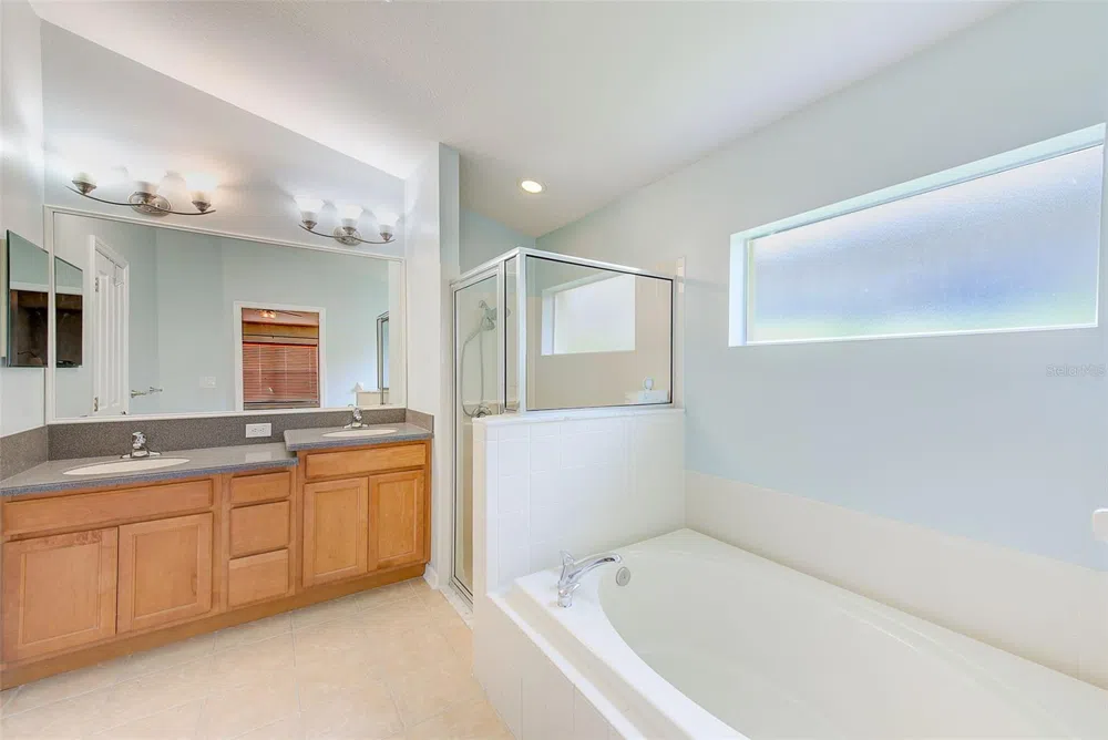 422 DOWN PINE DRIVE Seffner, FL 33584