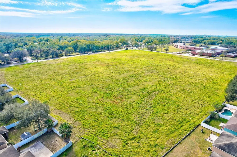 422 DOWN PINE DRIVE Seffner, FL 33584