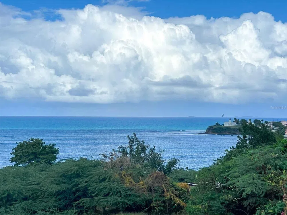 53 CALLE CANON Vieques, PR 00765
