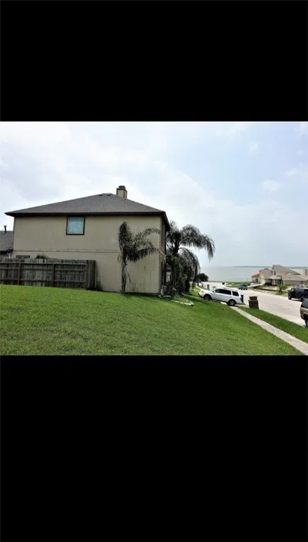 1000 Bluff Drive Portland, TX 78374
