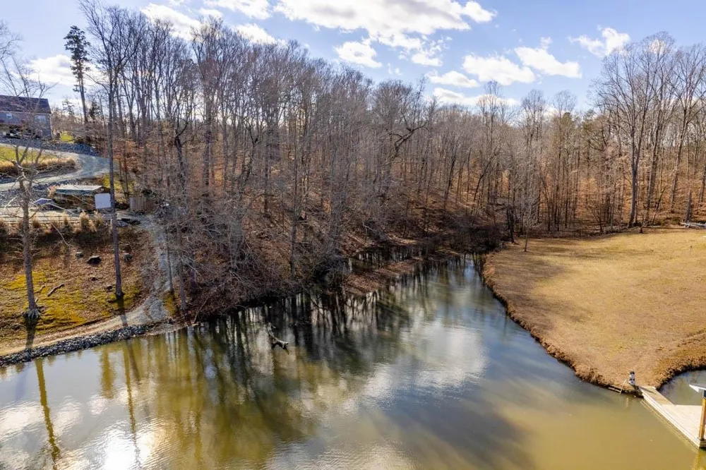 19 Whitetail Lane Leasburg, NC 27291