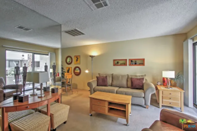 470 Calle Encilia #B4