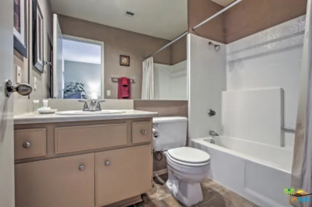 470 Calle Encilia #B4 Palm Springs, CA 92262
