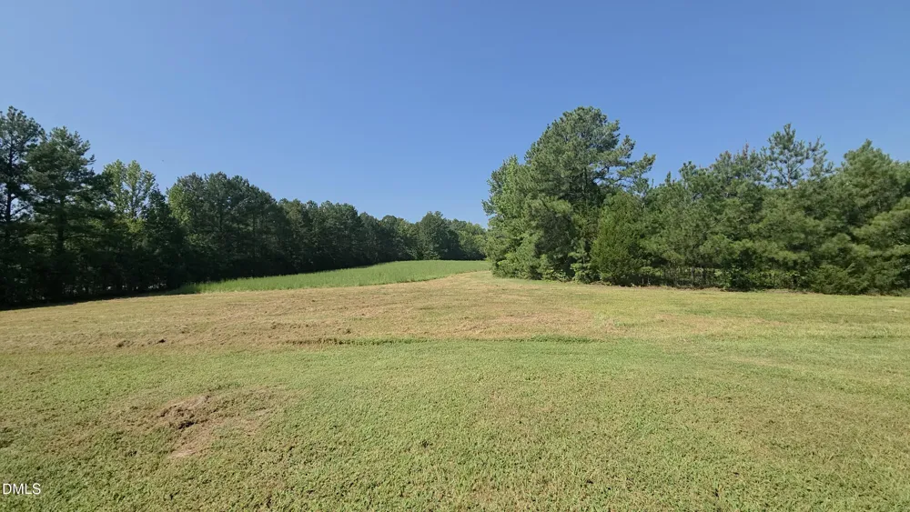 2523 Hamlin Road Durham, NC 27704