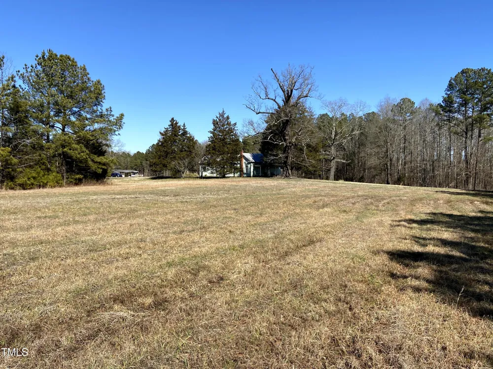2523 Hamlin Road Durham, NC 27704